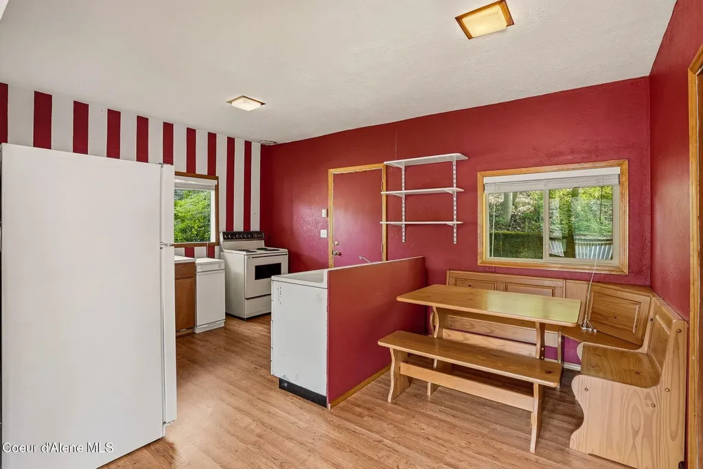 24305 N Lakeview Boulevard Rathdrum ID 83858