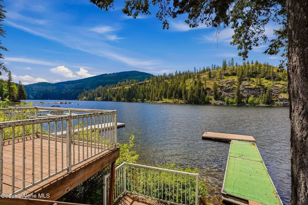 24305 N Lakeview Boulevard Rathdrum ID 83858