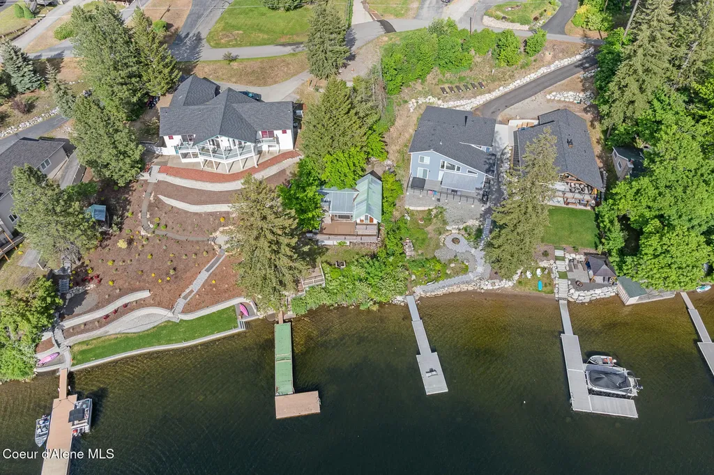 24305 N Lakeview Boulevard Rathdrum ID 83858