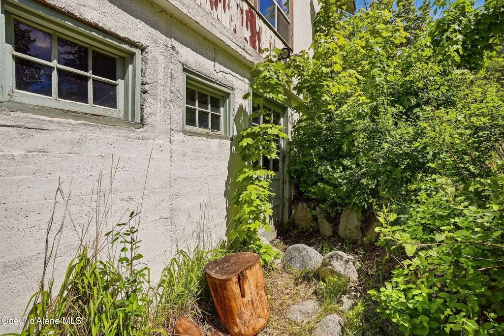 24305 N Lakeview Boulevard Rathdrum ID 83858