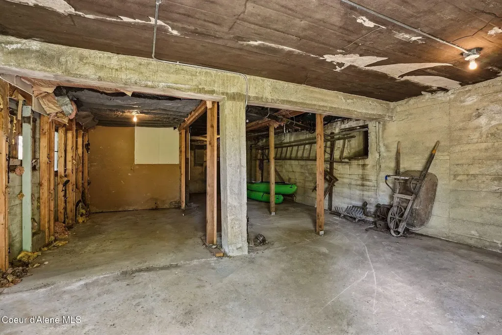 24305 N Lakeview Boulevard Rathdrum ID 83858
