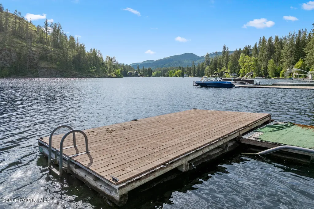 24305 N Lakeview Boulevard Rathdrum ID 83858