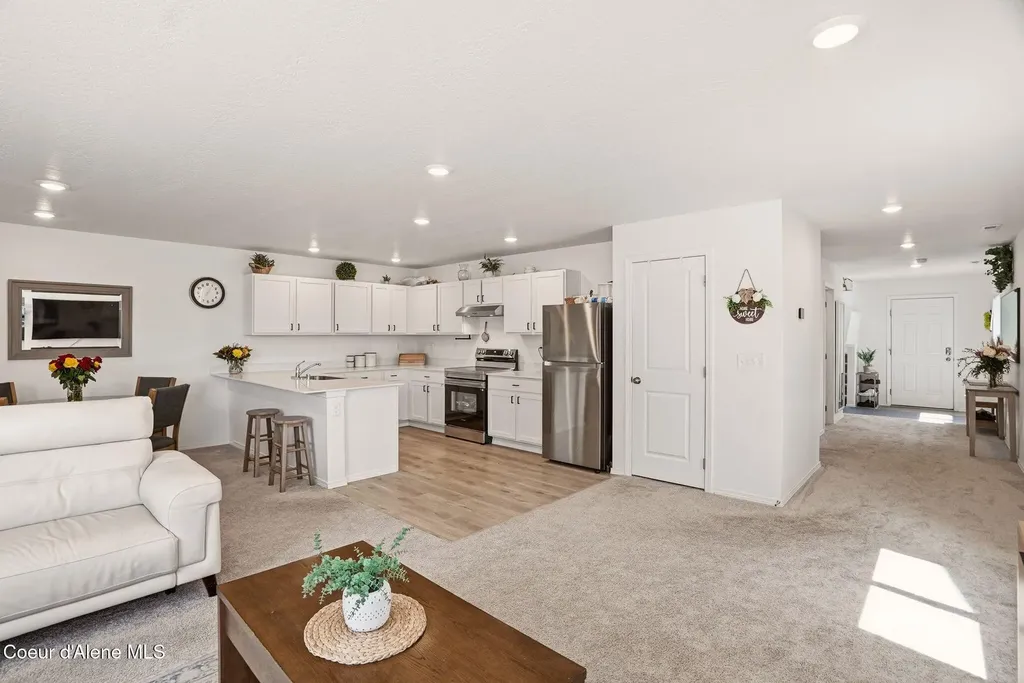 1553 N Luna Street Post Falls ID 83854