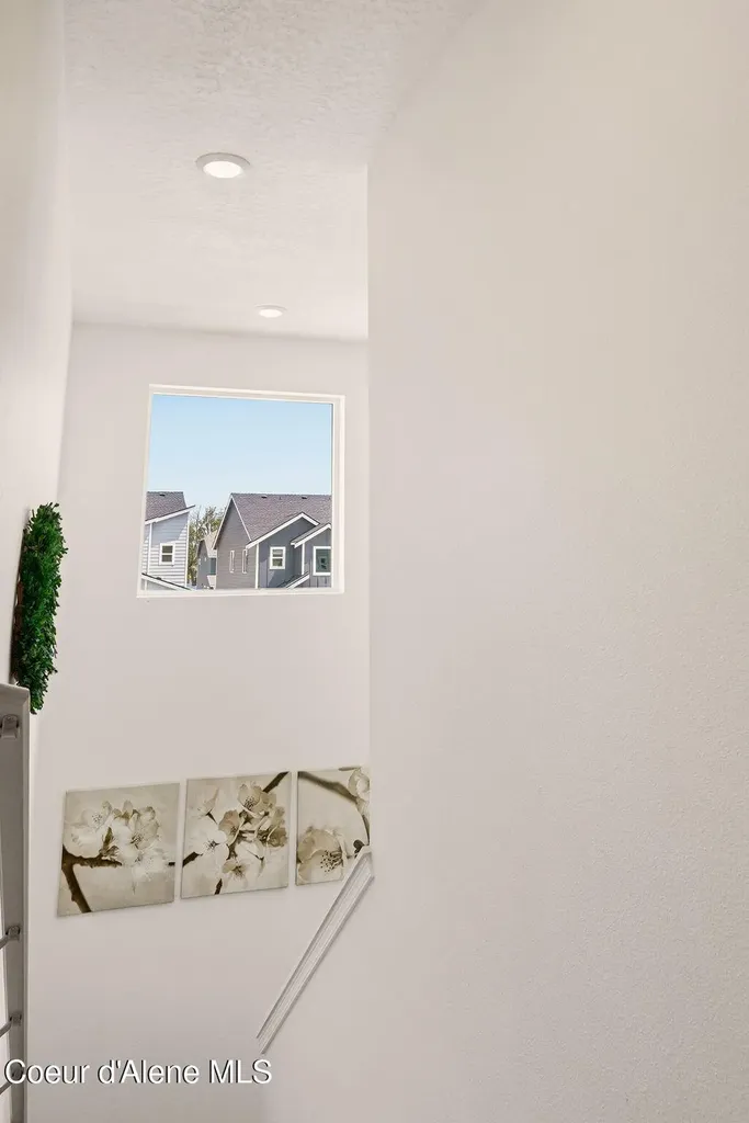 1553 N Luna Street Post Falls ID 83854