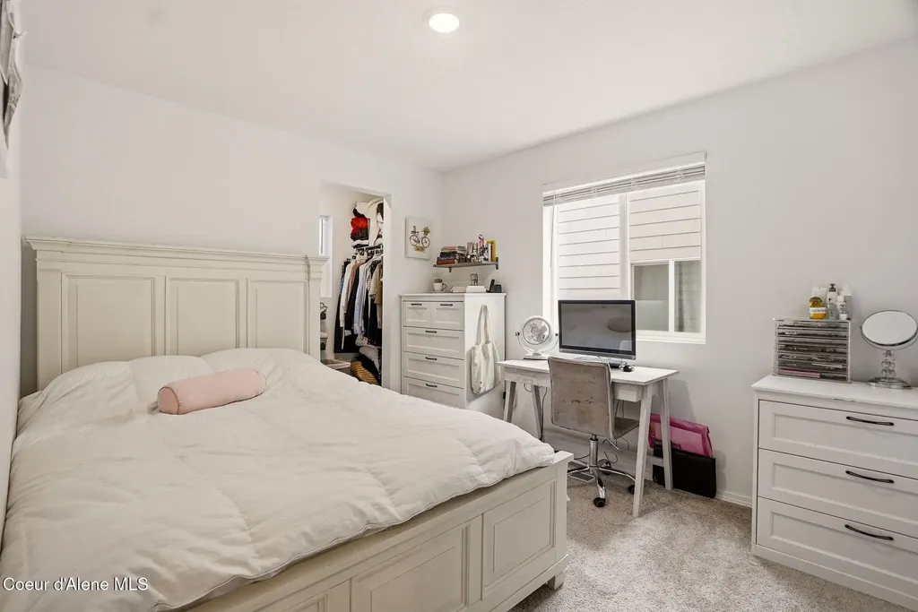 1553 N Luna Street Post Falls ID 83854