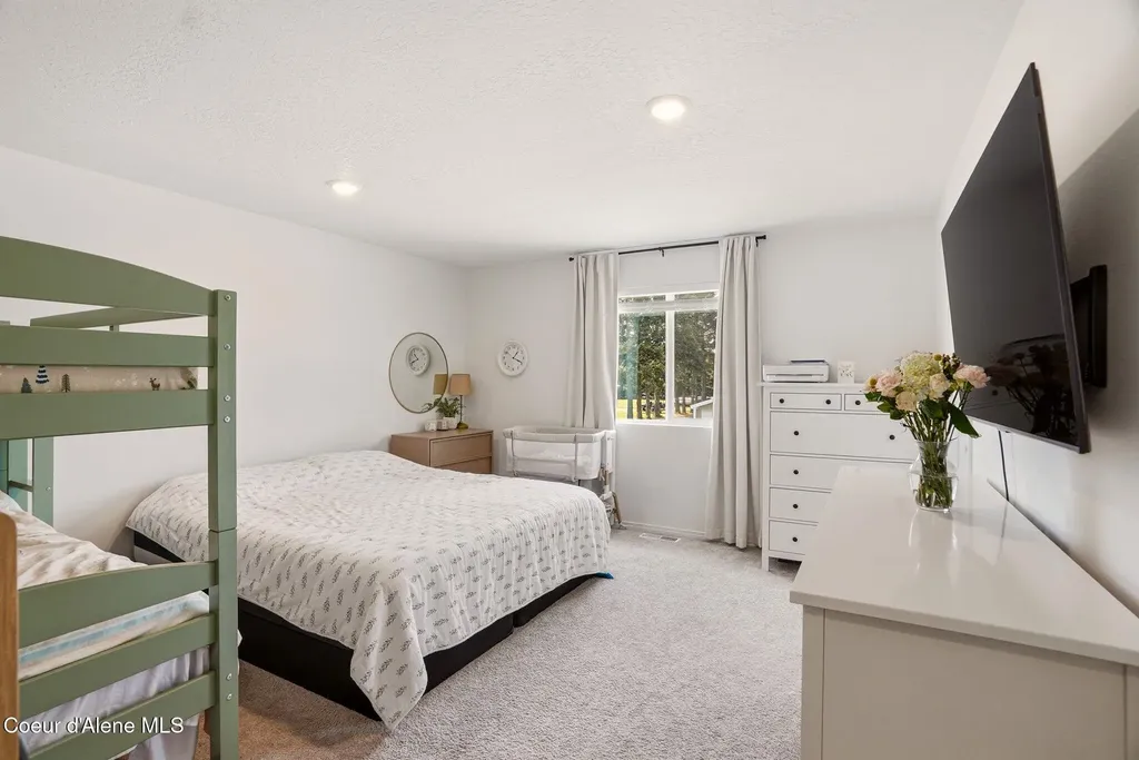 1553 N Luna Street Post Falls ID 83854