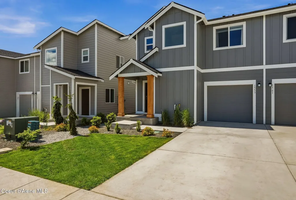 1553 N Luna Street Post Falls ID 83854