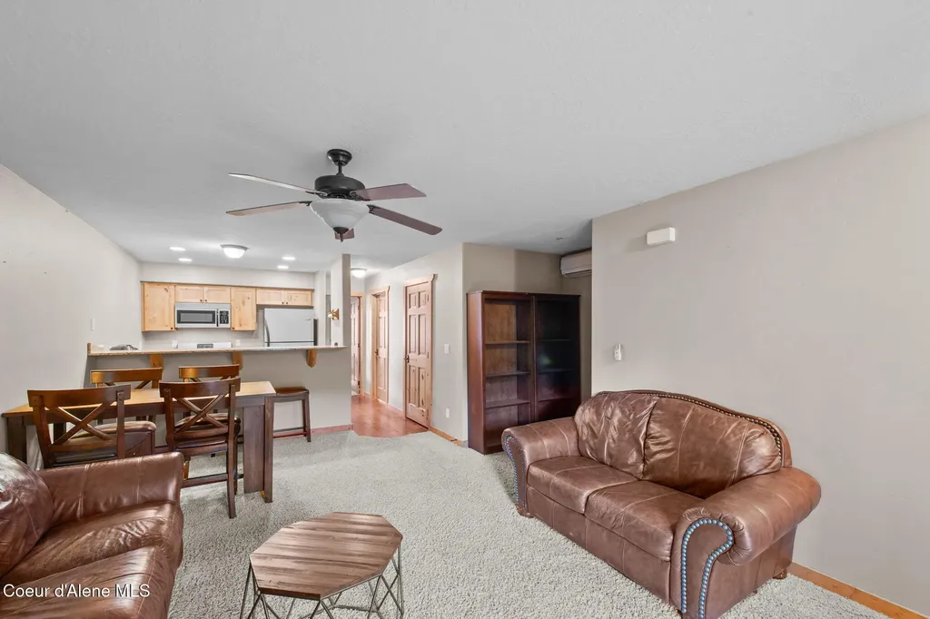 92 Lookout Peak Drive Pinehurst ID 83850