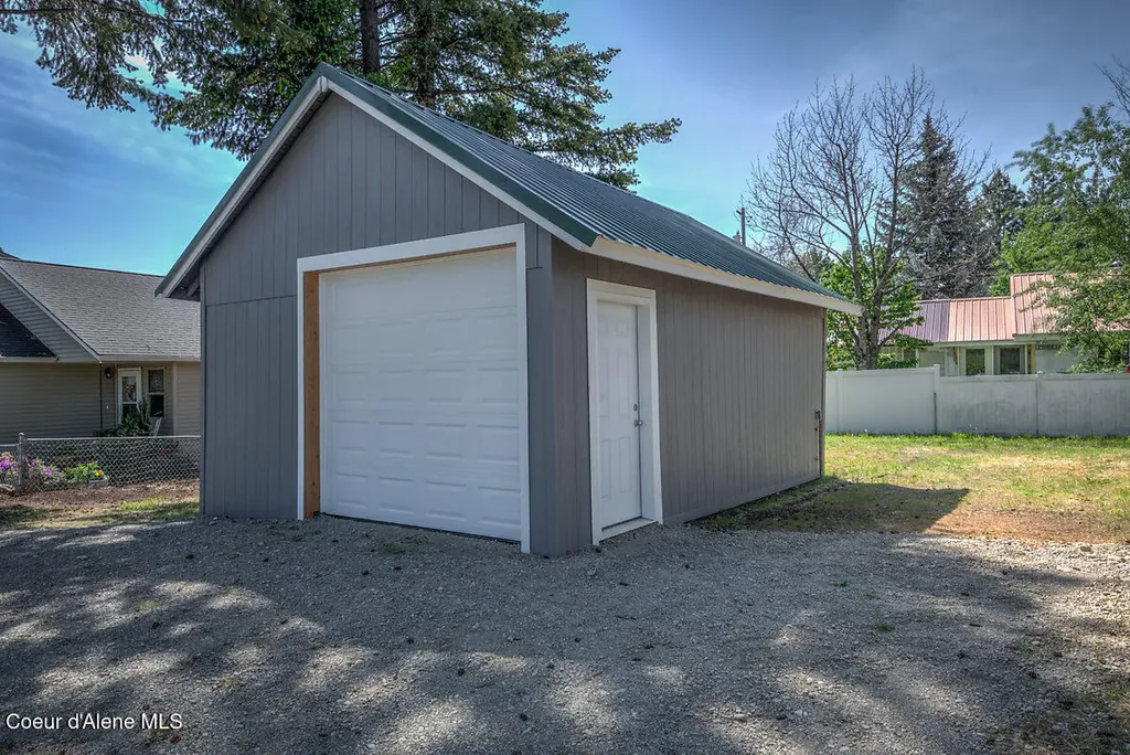 32084 N 6th Avenue Spirit Lake ID 83869