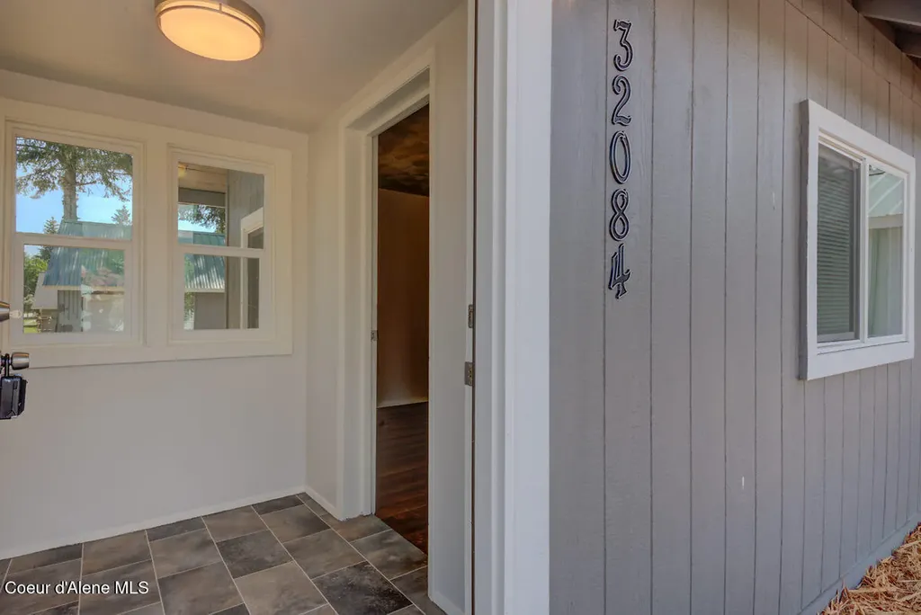 32084 N 6th Avenue Spirit Lake ID 83869