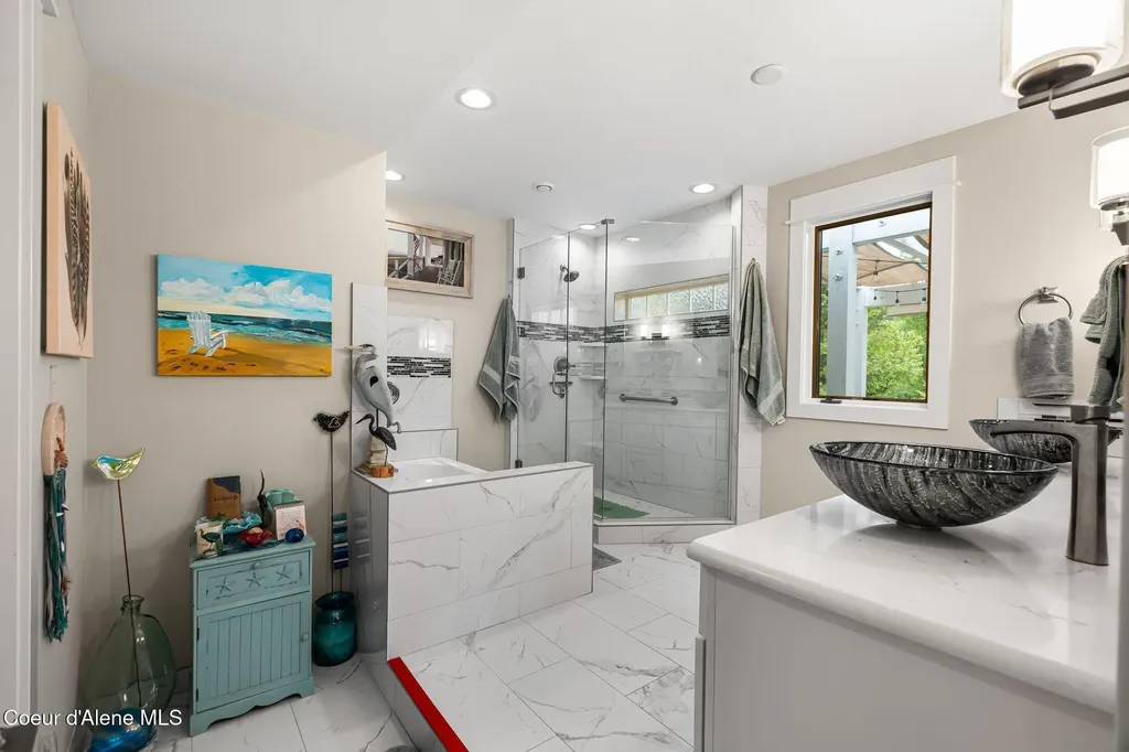 207 Birch Banks Road Sagle ID 83860