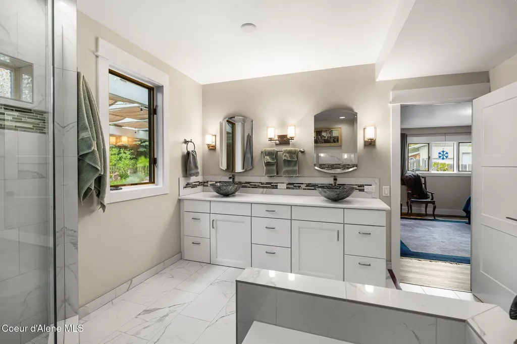 207 Birch Banks Road Sagle ID 83860