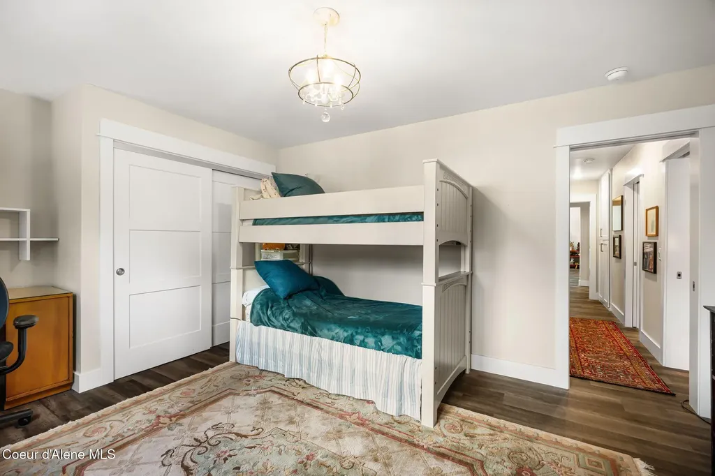 207 Birch Banks Road Sagle ID 83860