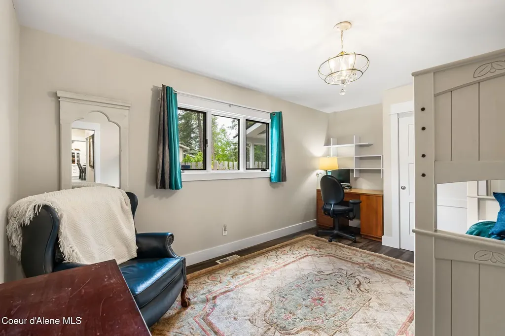 207 Birch Banks Road Sagle ID 83860