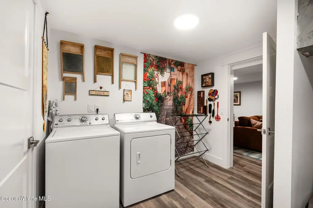 207 Birch Banks Road Sagle ID 83860