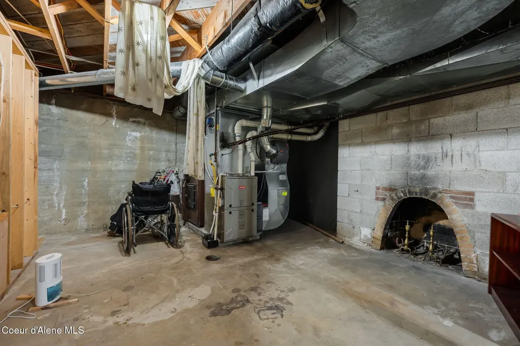 207 Birch Banks Road Sagle ID 83860