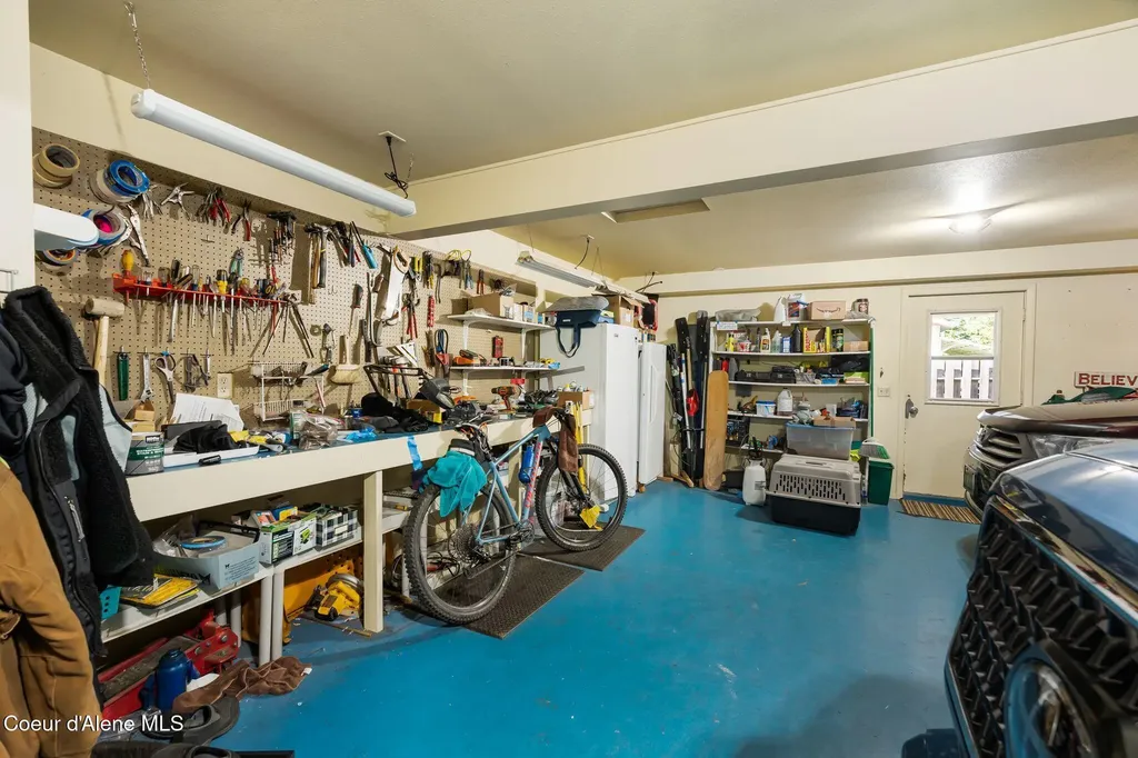 207 Birch Banks Road Sagle ID 83860