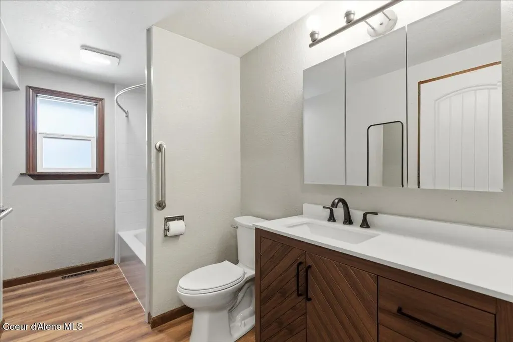 4761 E Woodland Drive Post Falls ID 83854