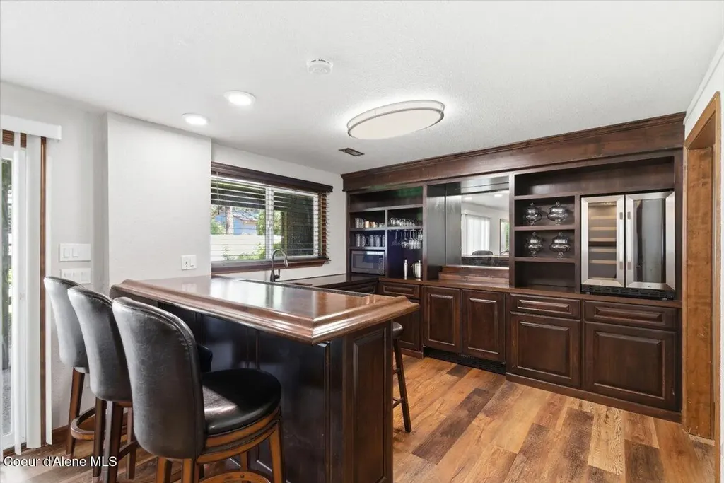 4761 E Woodland Drive Post Falls ID 83854