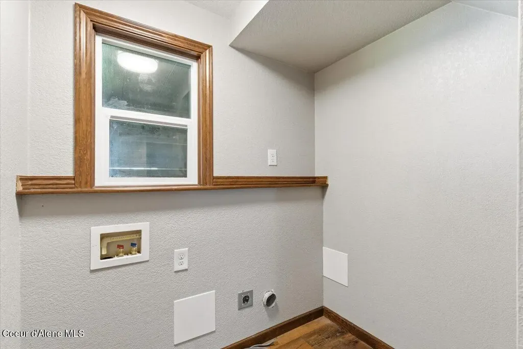 4761 E Woodland Drive Post Falls ID 83854