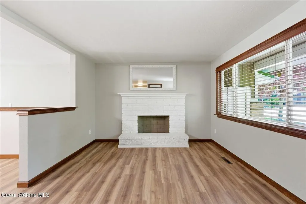 4761 E Woodland Drive Post Falls ID 83854