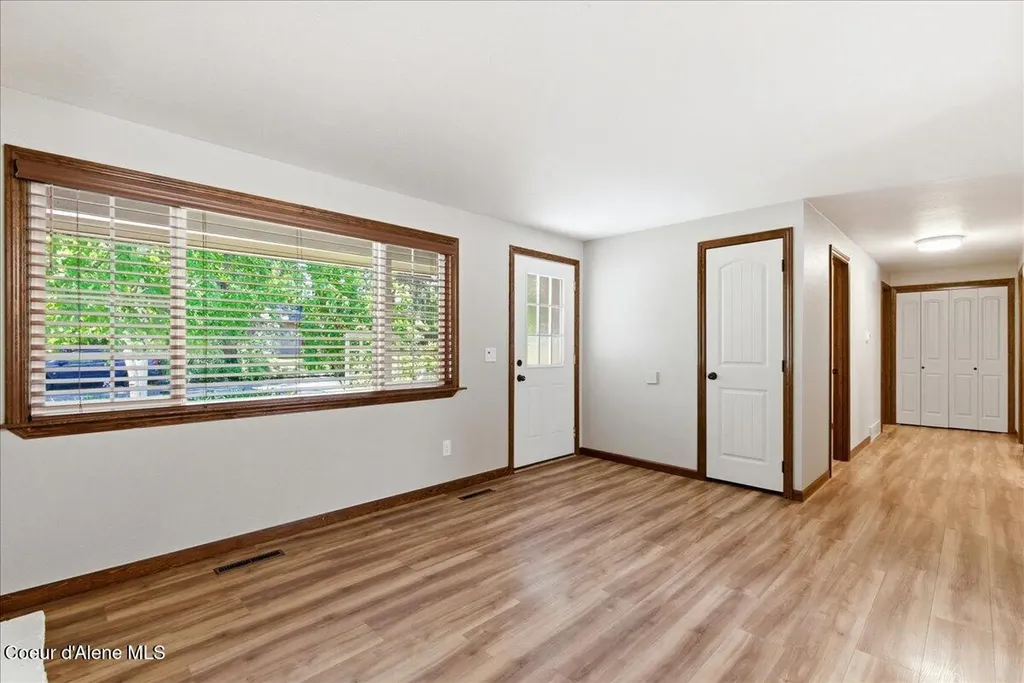 4761 E Woodland Drive Post Falls ID 83854