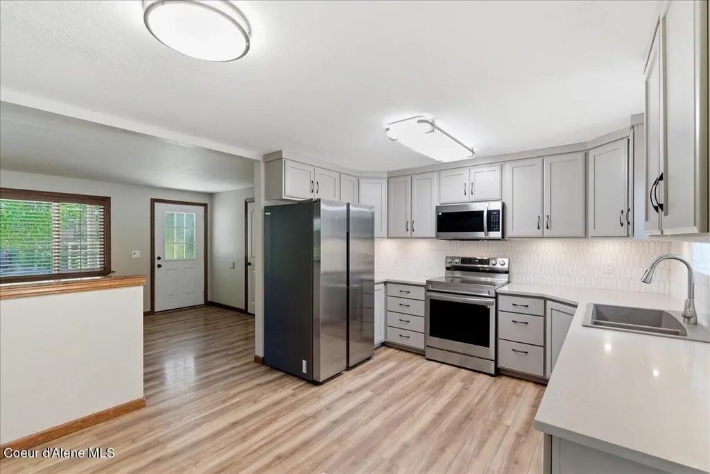 4761 E Woodland Drive Post Falls ID 83854