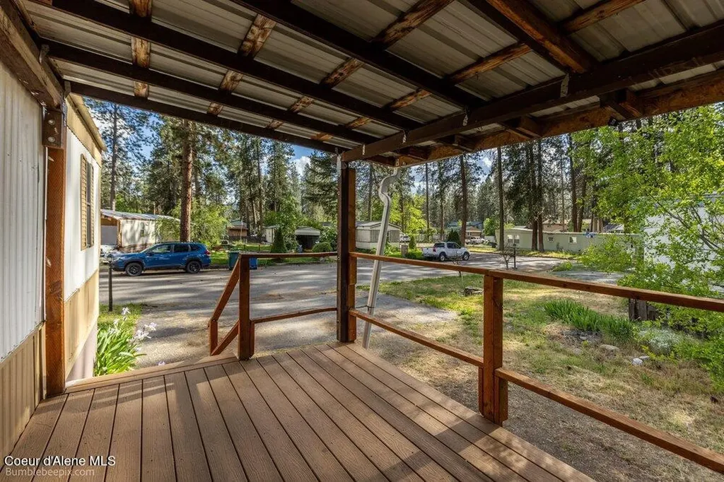 3075 E Collingwood Avenue Post Falls ID 83854