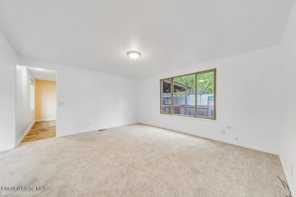 3075 E Collingwood Avenue Post Falls ID 83854