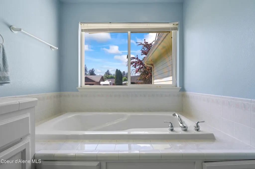 15374 N Vera Street Rathdrum ID 83858