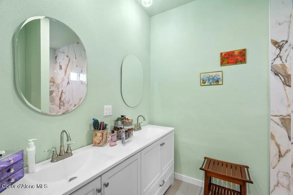 275 F Street Plummer ID 83851
