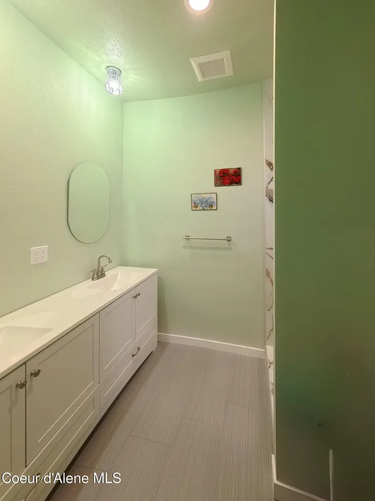 275 F Street Plummer ID 83851