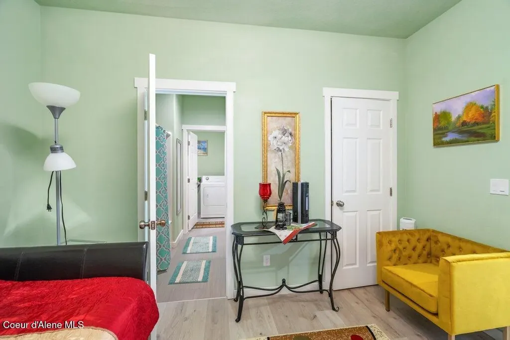 275 F Street Plummer ID 83851
