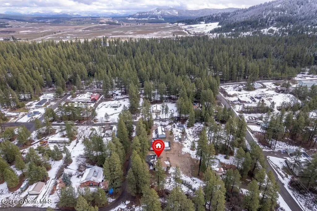 275 F Street Plummer ID 83851