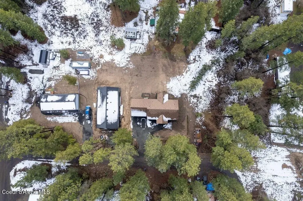 275 F Street Plummer ID 83851