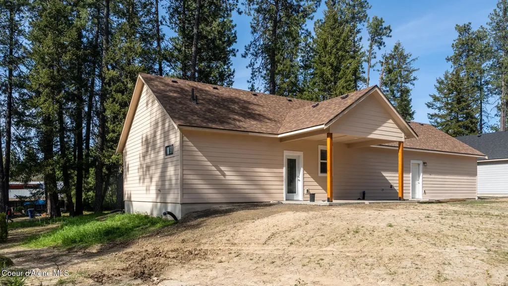 275 F Street Plummer ID 83851
