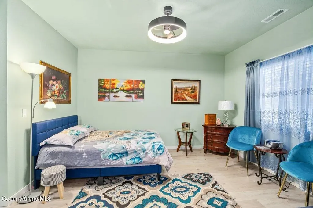275 F Street Plummer ID 83851