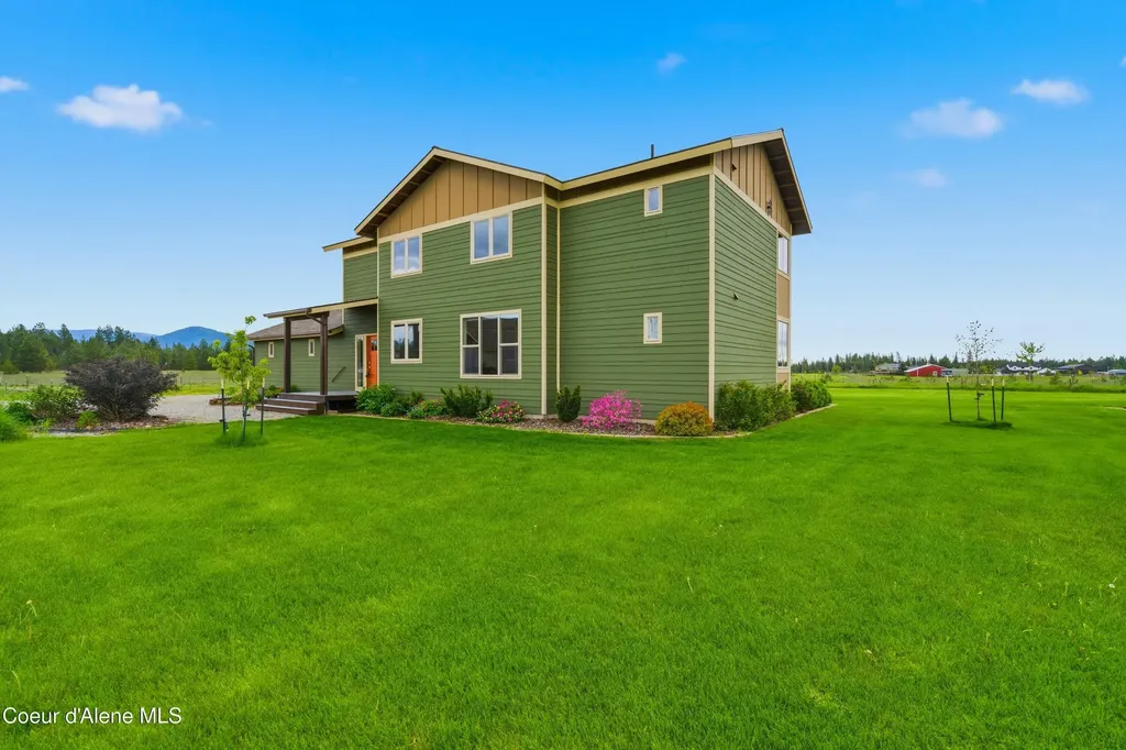 2238 E Blaine Street Athol ID 83801