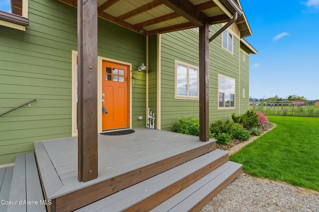 2238 E Blaine Street Athol ID 83801