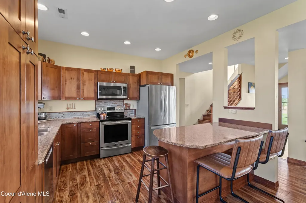 2238 E Blaine Street Athol ID 83801