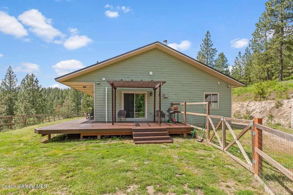 16003 Benewah Creek Road St. Maries ID 83861