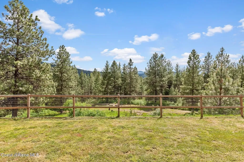 16003 Benewah Creek Road St. Maries ID 83861