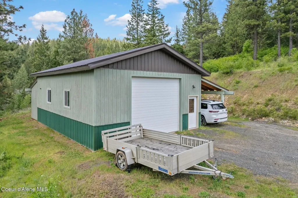 16003 Benewah Creek Road St. Maries ID 83861
