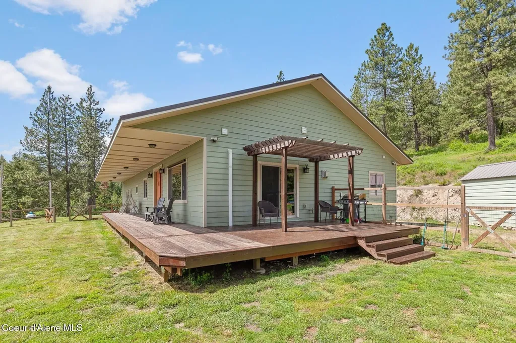 16003 Benewah Creek Road St. Maries ID 83861
