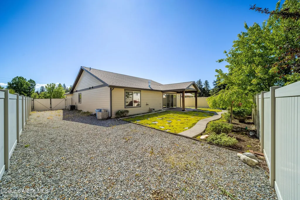 2247 N Sockeye Drive Post Falls ID 83854