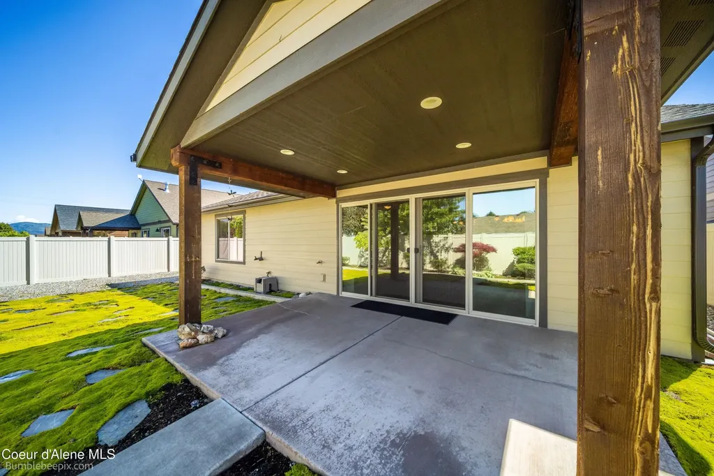 2247 N Sockeye Drive Post Falls ID 83854