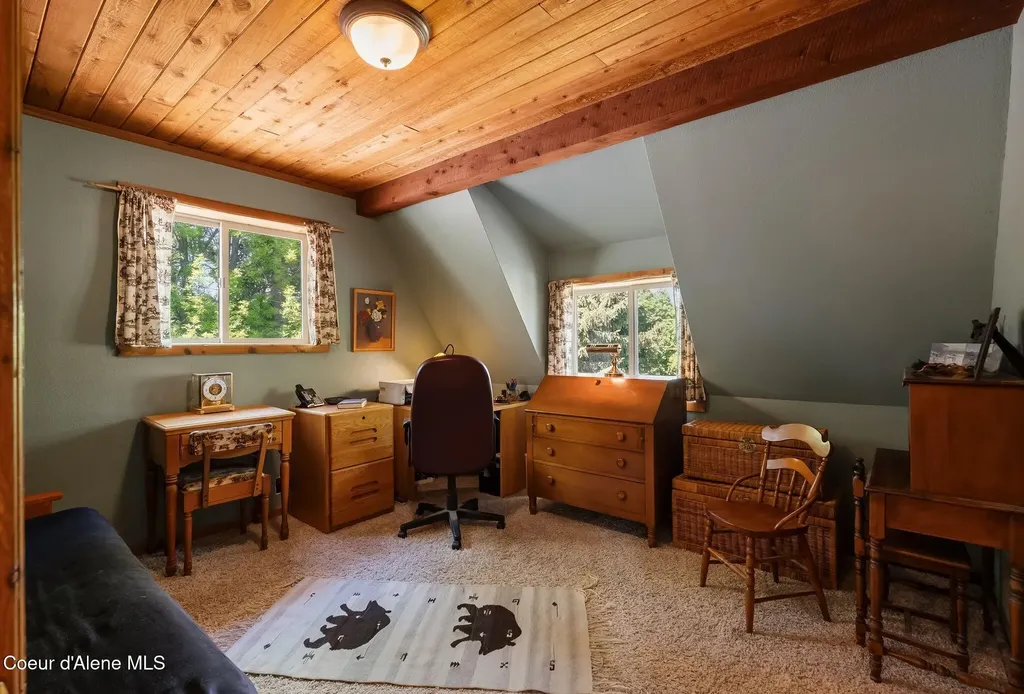 1255 Hickey Road Sandpoint ID 83864