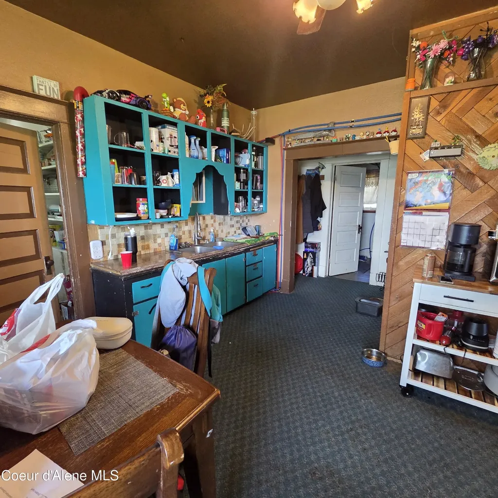 64042 S Highway 3 S Fernwood ID 83830
