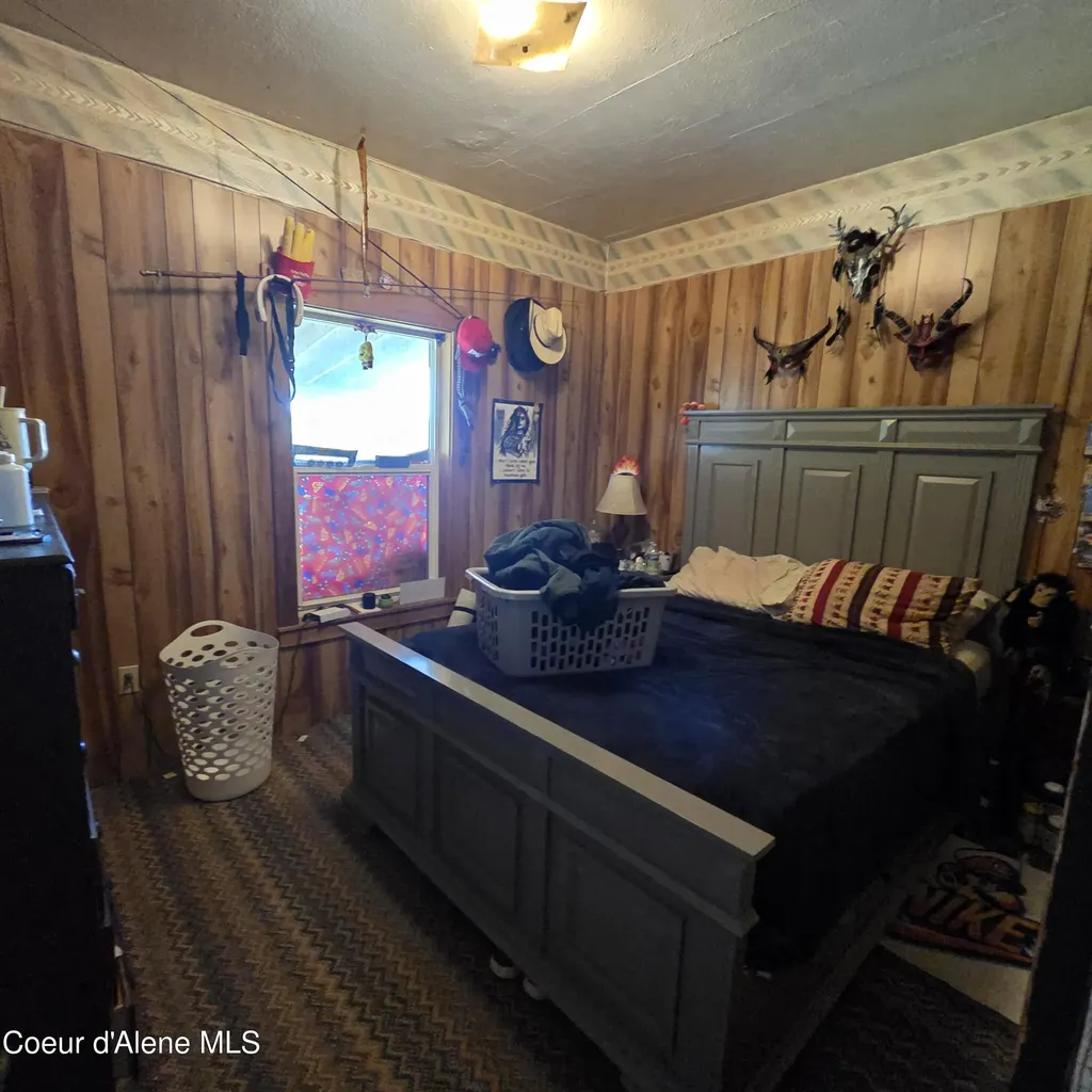 64042 S Highway 3 S Fernwood ID 83830