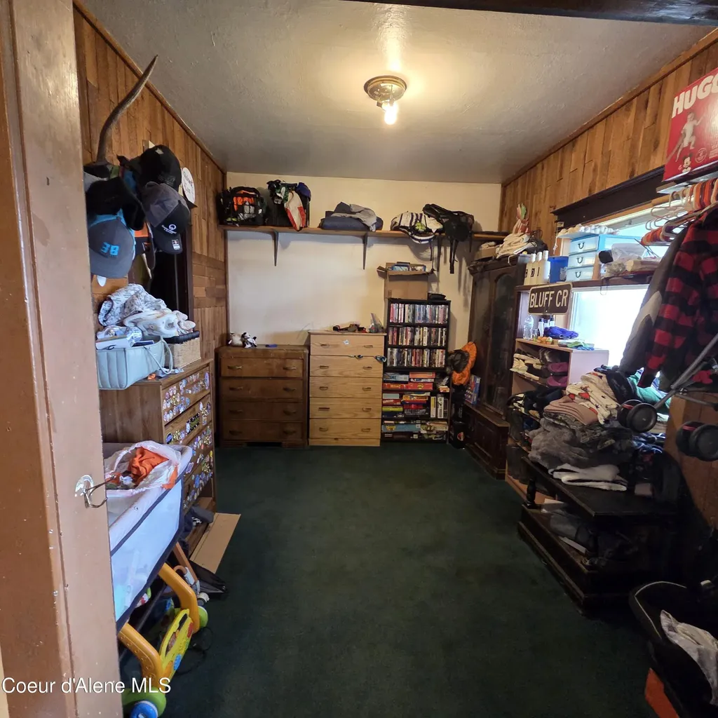 64042 S Highway 3 S Fernwood ID 83830